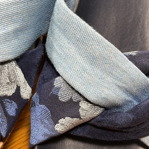 JOHNNY WAS Denim Suede Floral Tapestry Twist Slides - Picture 8 of 16